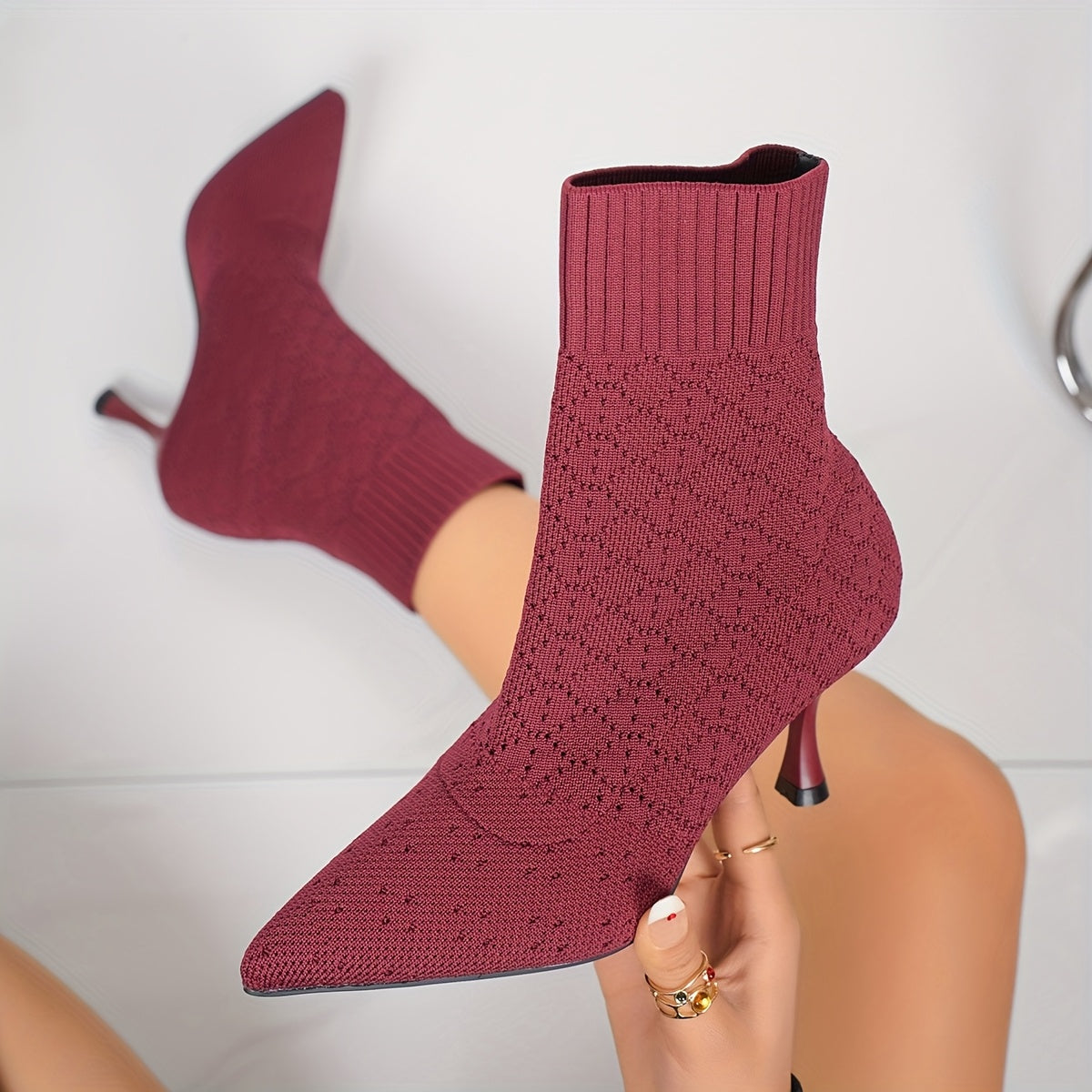Women's Stretchy Pointed-Toe Booties – Burgundy