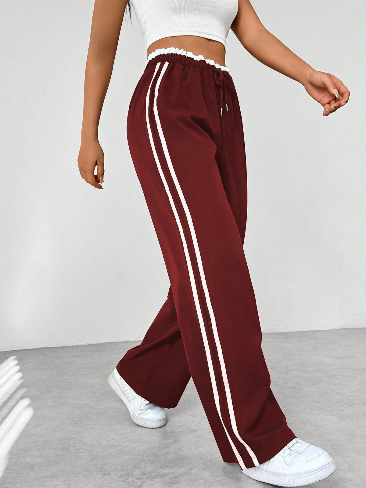 Women's Flared-Leg Jogger Pants with Elastic Waist – Wine Red