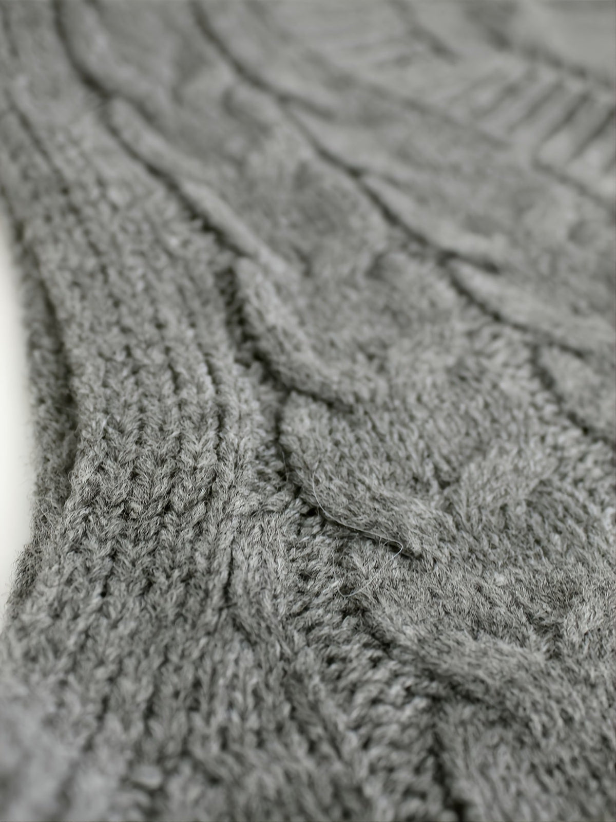 Women's Cable-Stitch V-Neckline Sweater Vest – view 4