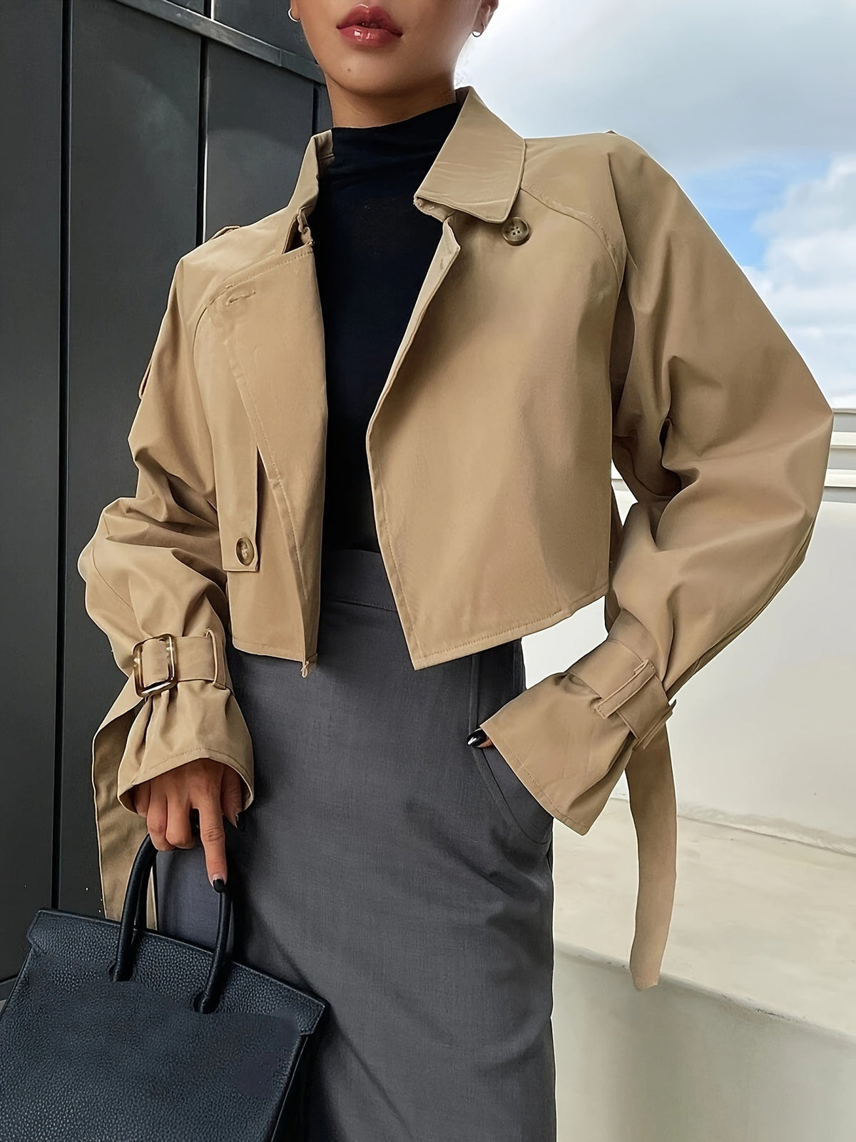 Women's Crop-Length Trench Jacket with Buckled Cuffs – view 3