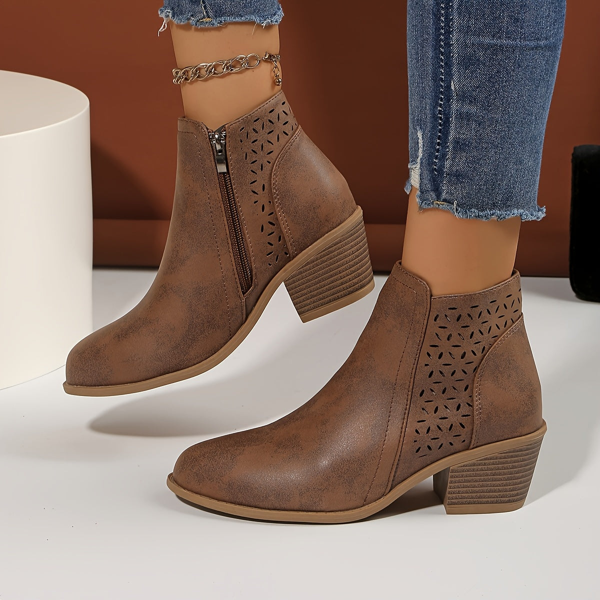Women's Support Laser-Cut Boots – Brown