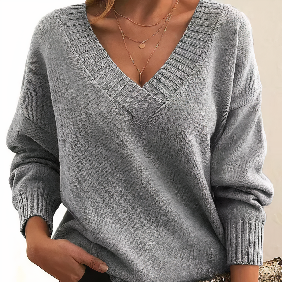 Women's Plush Knit V-Neckline Balloon-Sleeve Pullover – Gray