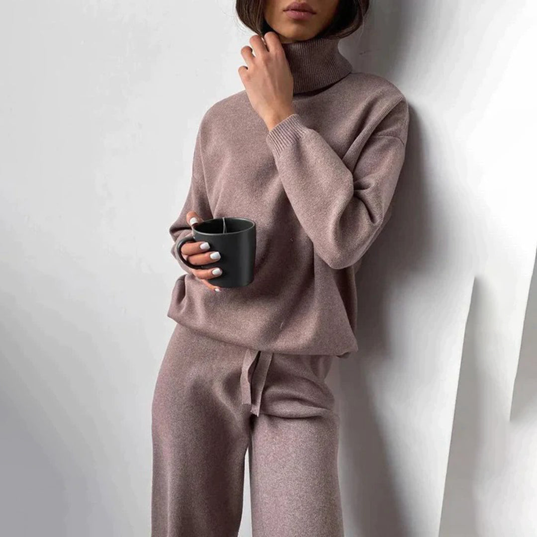 Women's Plush Knit Roll-Neck Loungewear Set – view 2