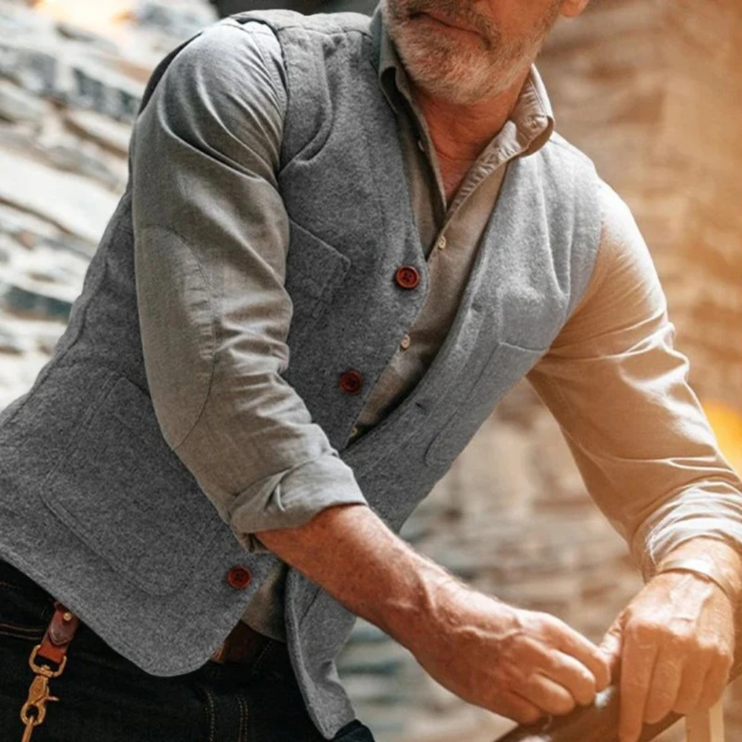 Men's Traditional No-Sleeve Button-Front Waistcoat – view 4