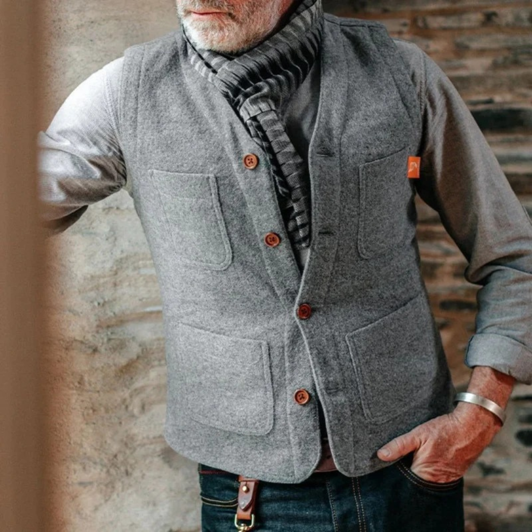 Men's Traditional No-Sleeve Button-Front Waistcoat – view 3