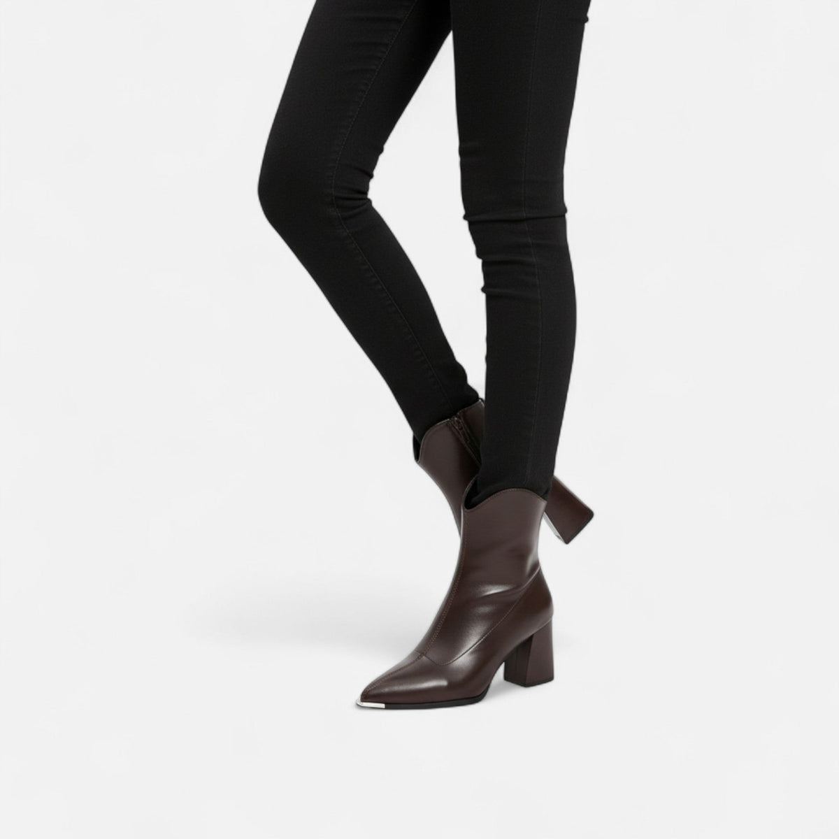 Women's Pointed-Toe Leather Chelsea Boots for Evening Wear – view 5