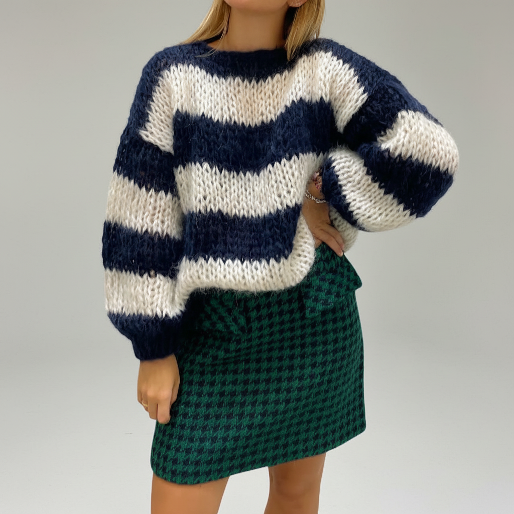 Women's Stripe-Detail Chunky-Knit Pullover – Navy Blue