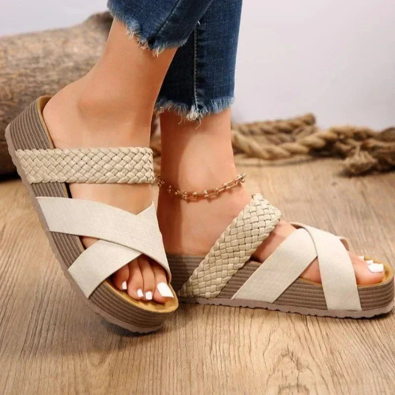 Women's Support Platform-Sole Strap Sandals – White