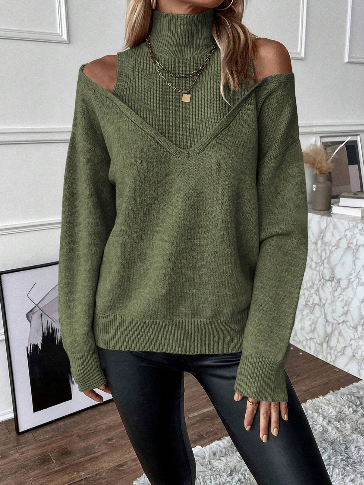 Women's Cold-Shoulder Roll-Neck Knit Pullover – Olive Green