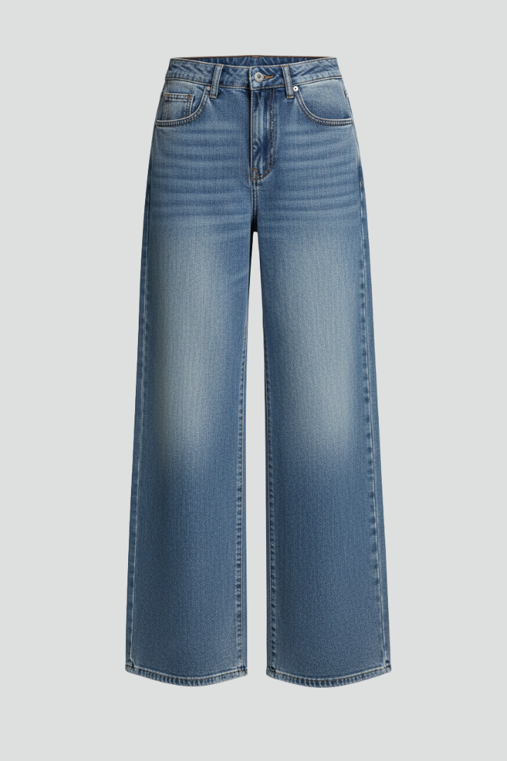 Women's Easy-Fit Wide-Cut Jeans – view 1