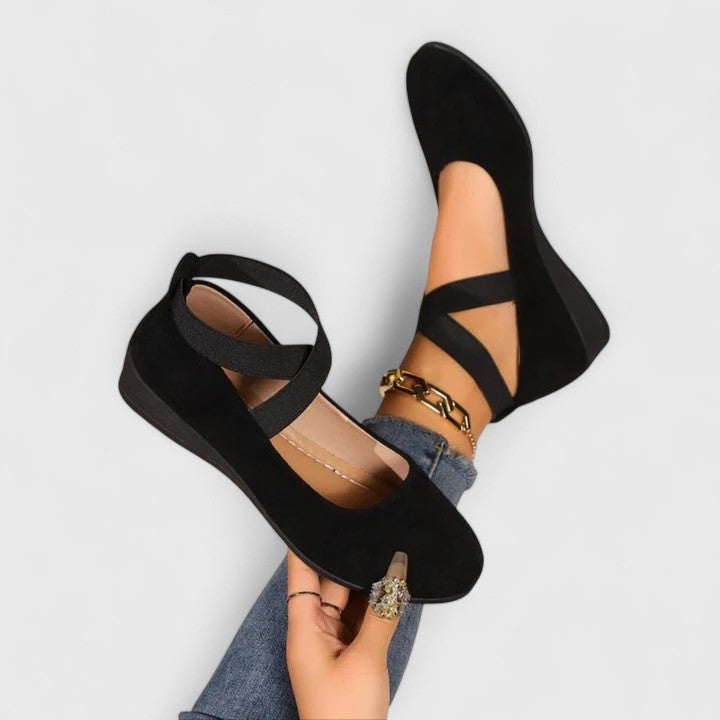 Women's Support Cross-Strap Flats – Black