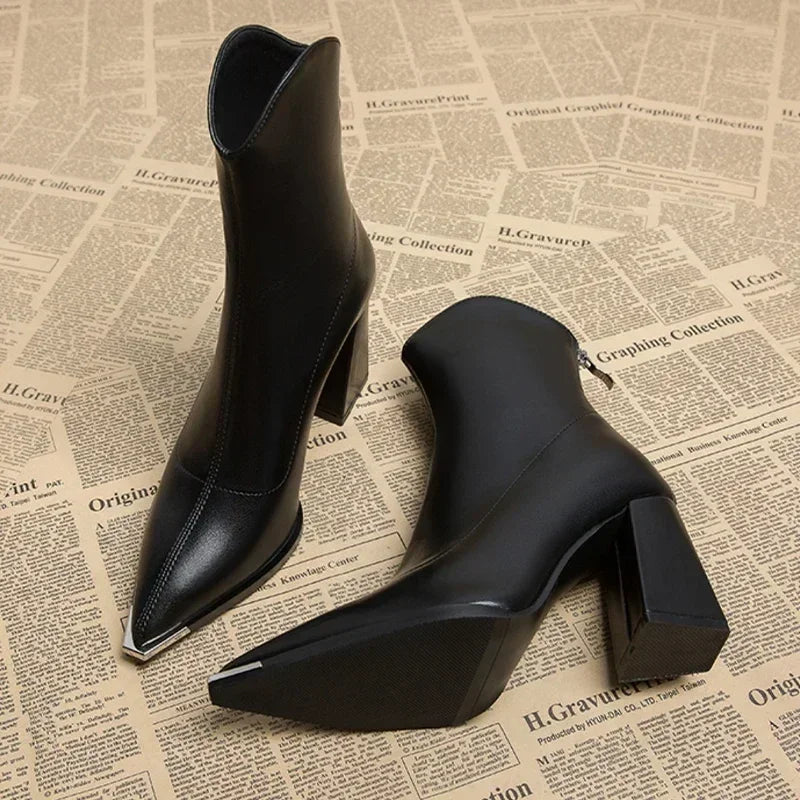 Women's Pointed-Toe Block-Heel Booties – Warm Black