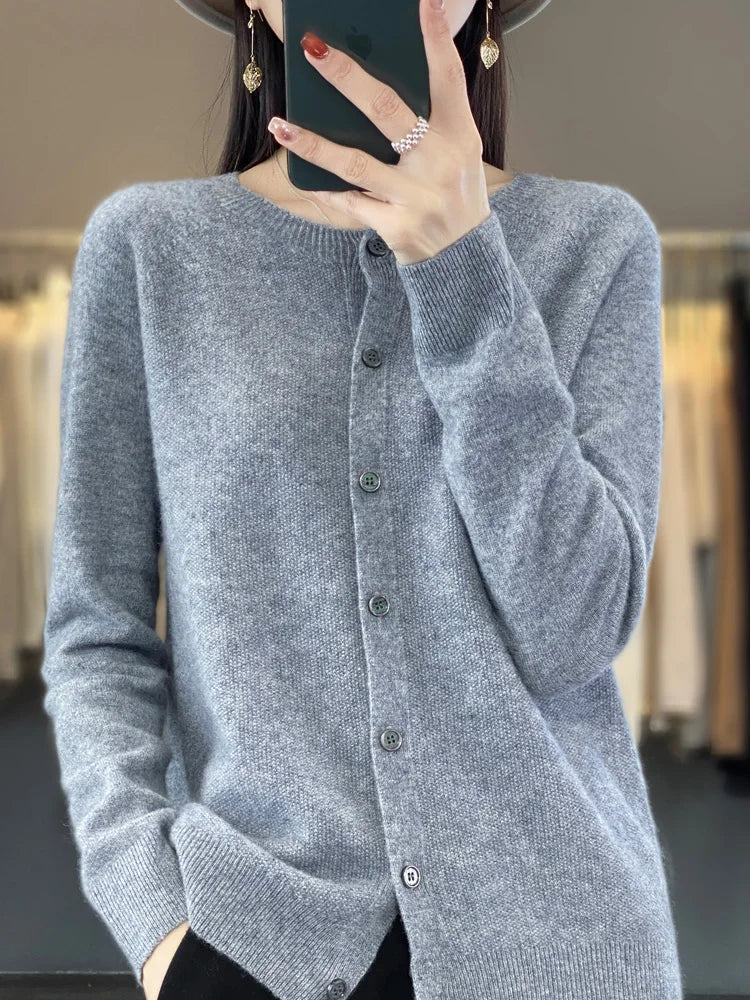 Women's Button-Front Relaxed-Fit Knit Cardigan for Layering – view 2