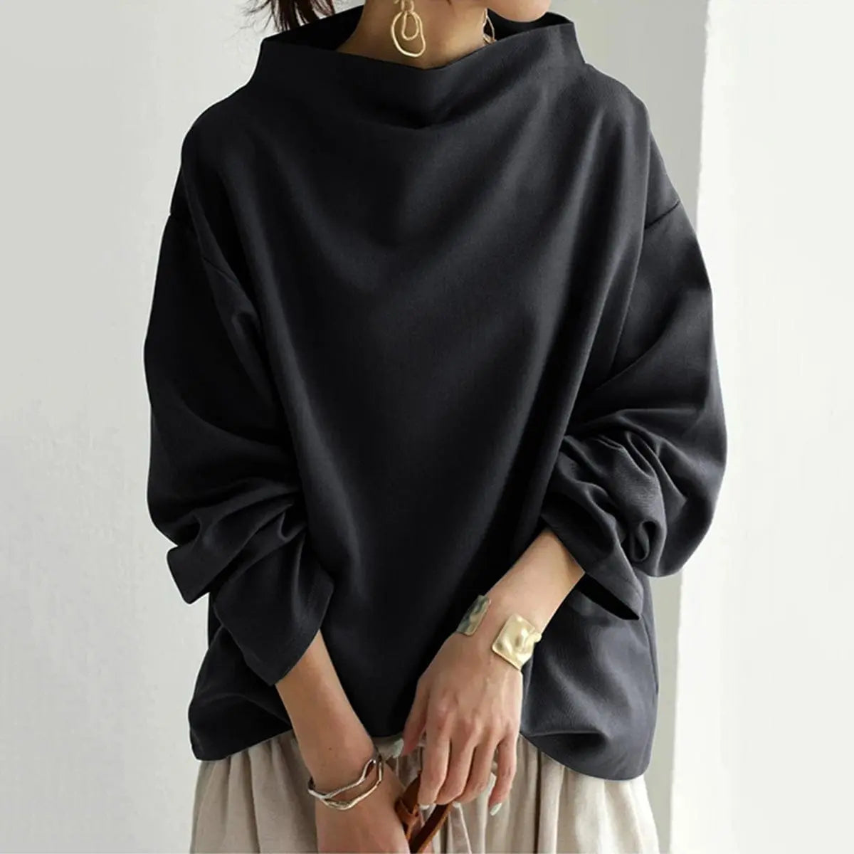 Women's Loose-Fit Roll Neck Knit Top – view 2