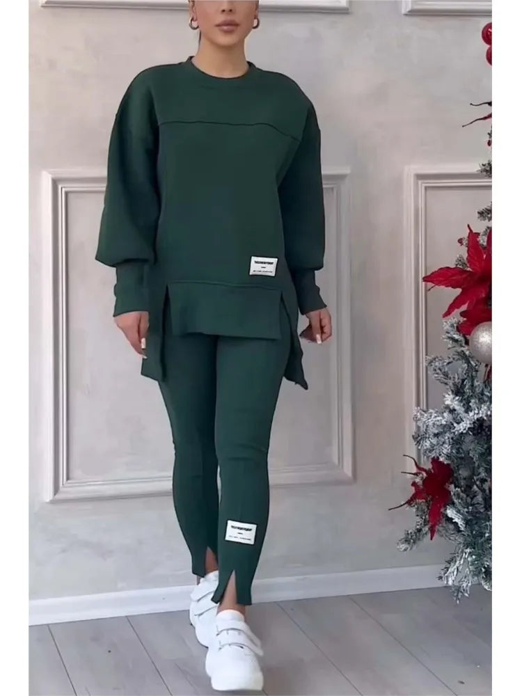 Women's Relaxed-Fit Sweatshirt and Slim-Cut Pants Two Piece Set – Dark Green