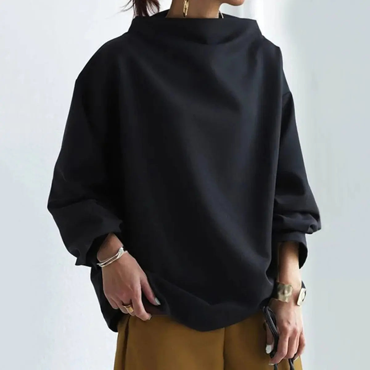 Women's Loose-Fit Roll Neck Knit Top – view 4