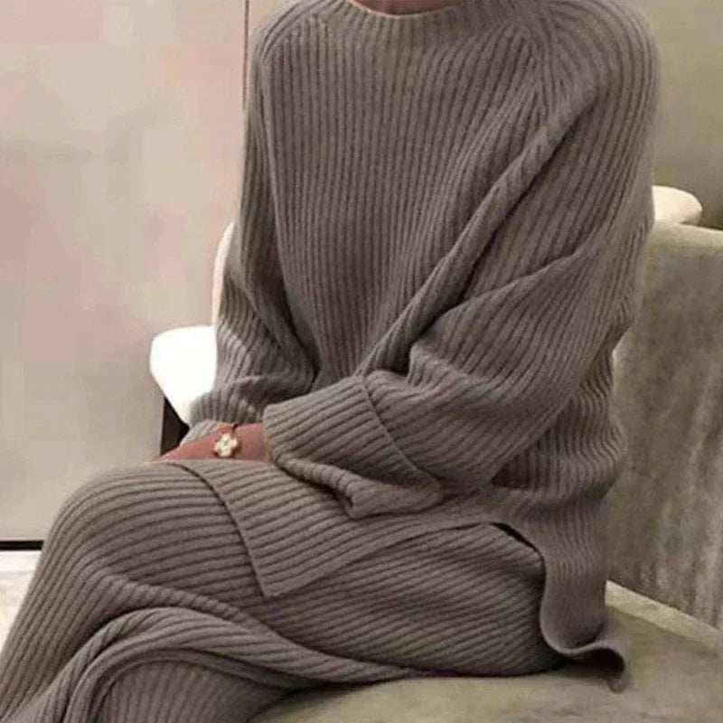 Women's Rib-Knit Sweater and Wide-Cut Trouser Set – Taupe