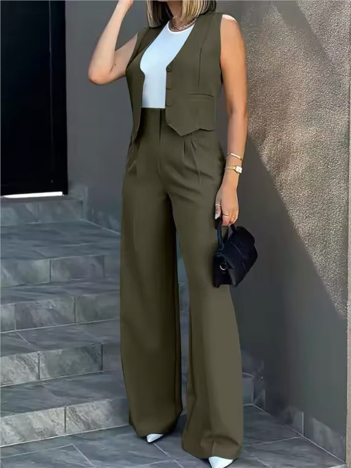 Women's Fitted Waistcoat and Flared-Leg Trouser Set – Green