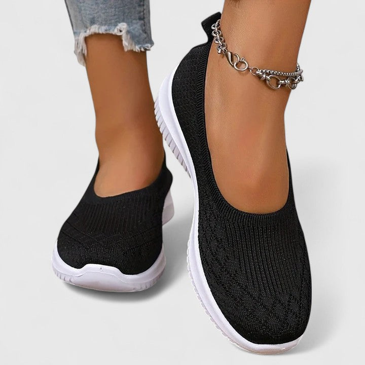 Women's Stretchy Support Pull-On Shoes – Black