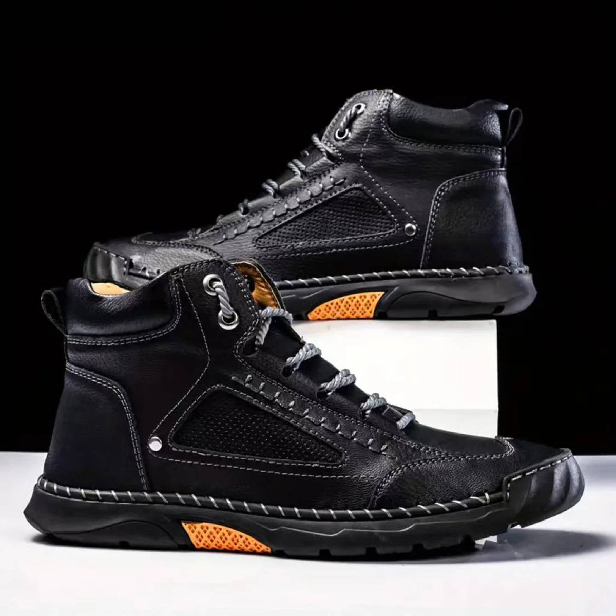 Men's Hand-Stitched Laced Outdoor Boots – Black