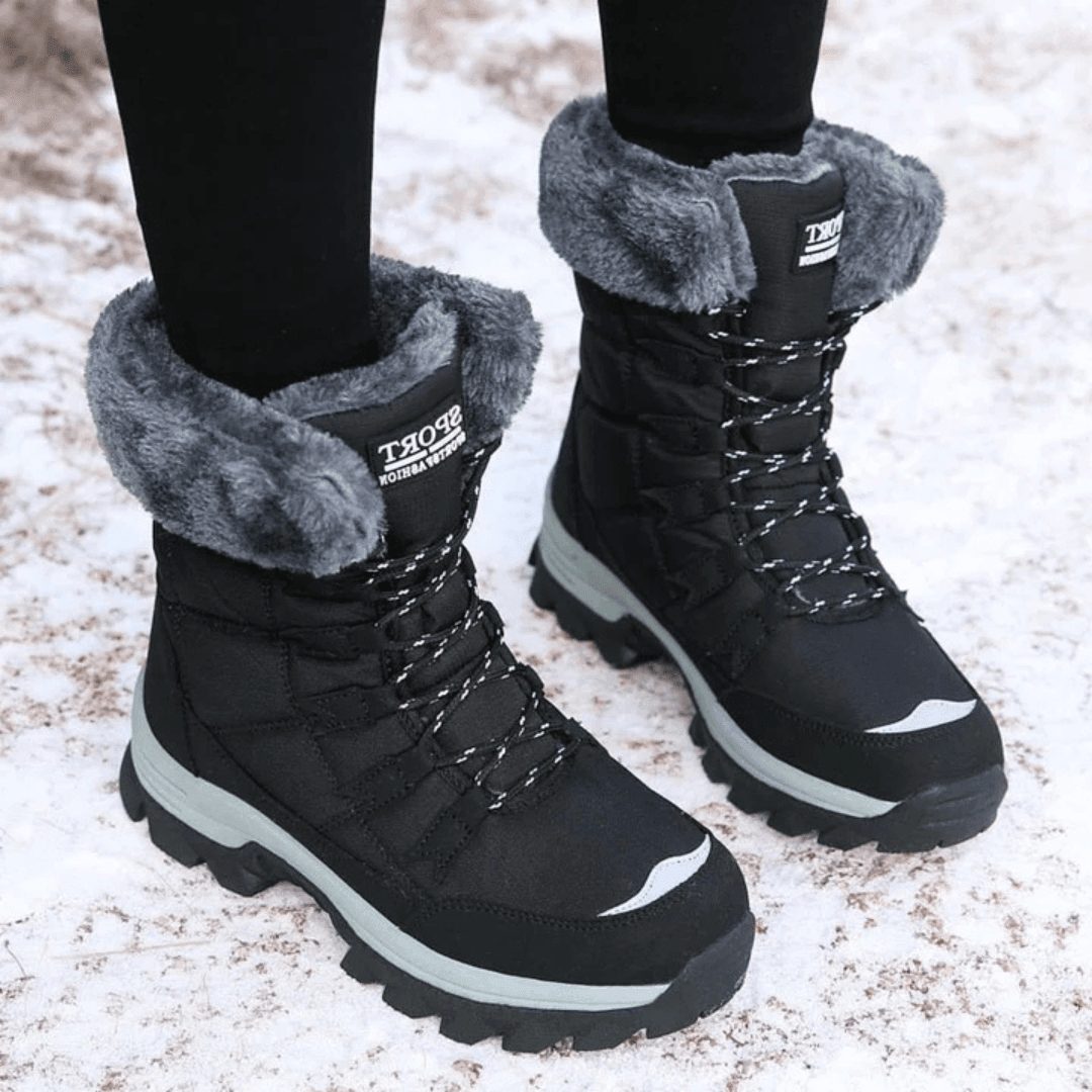 Women's Plush-Fur Lined Laced Cold-Weather Boots – Black