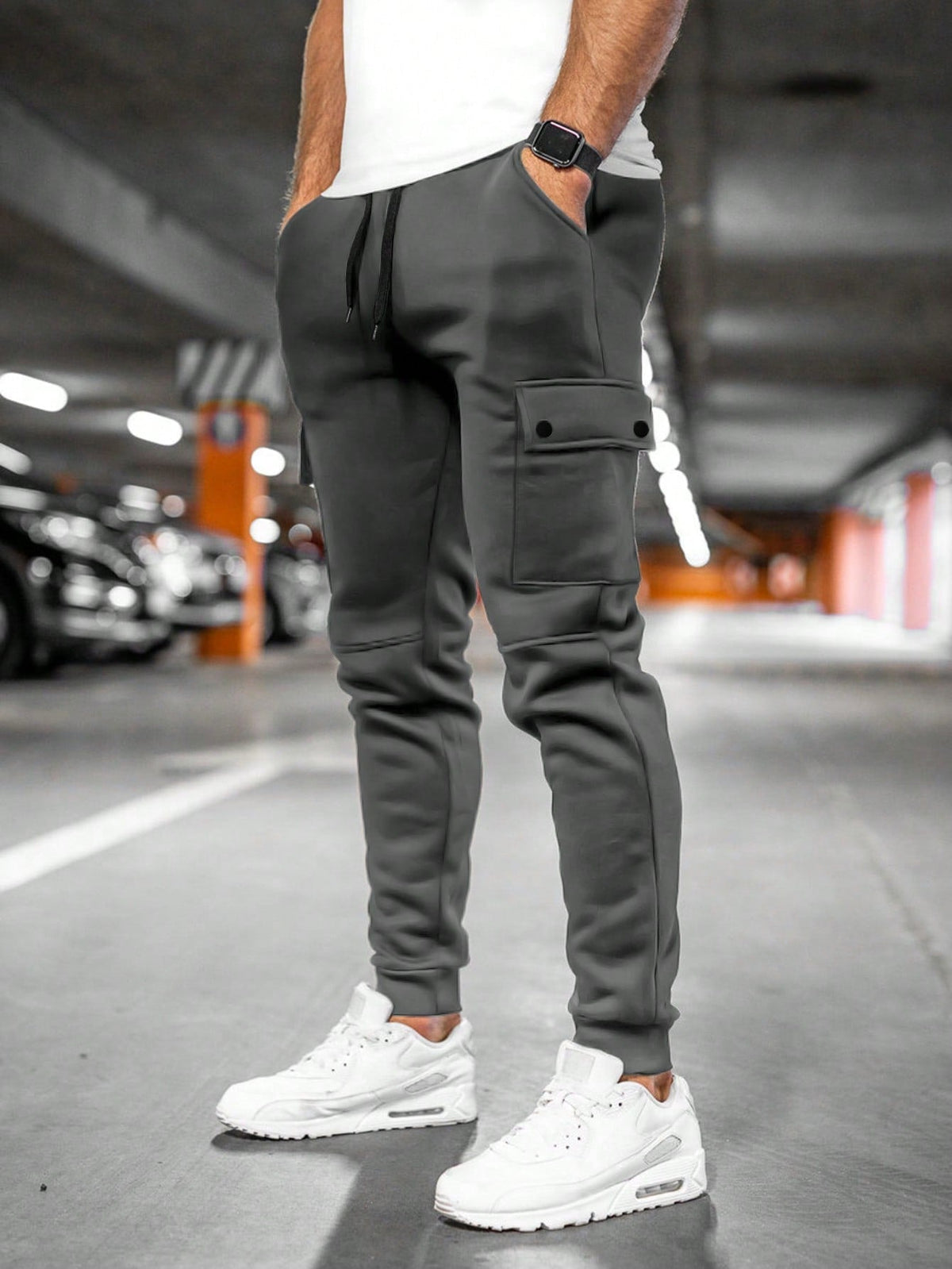 Men's Light-Weight Stretchy Crop-Length Jogging Pants – Dark Gray