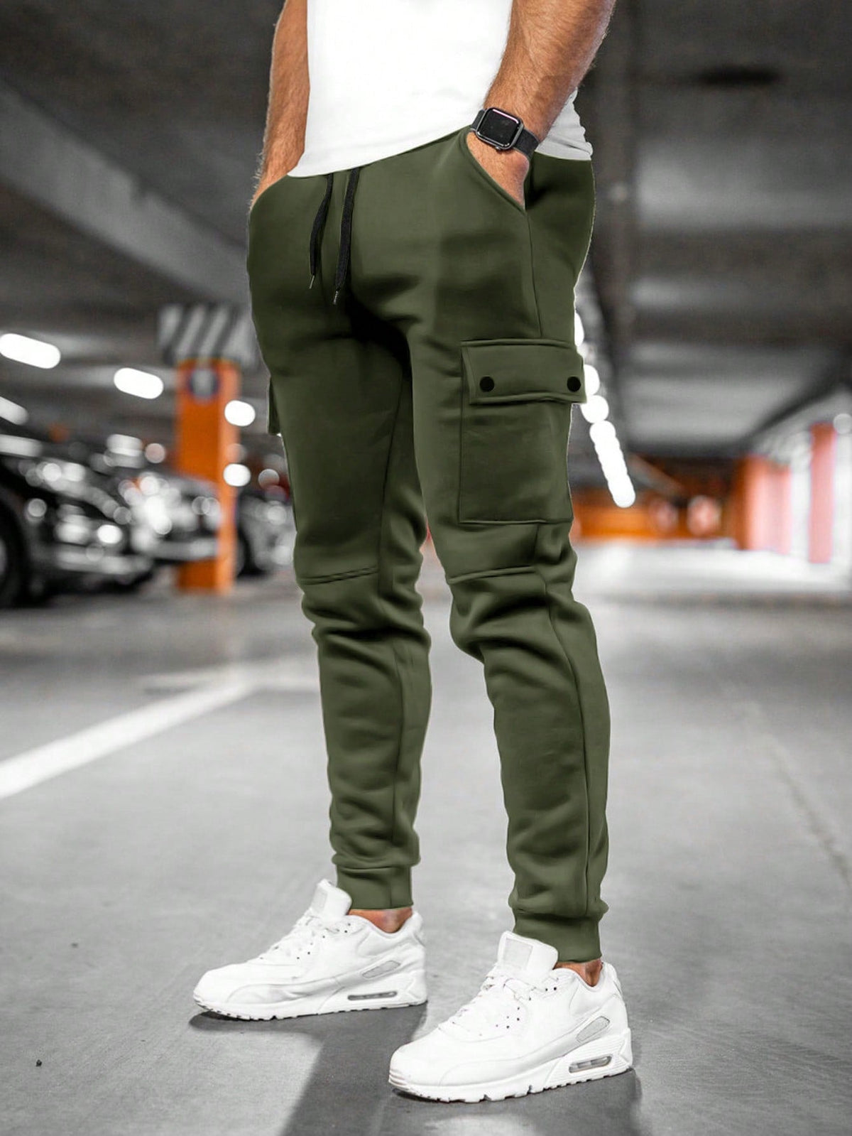 Men's Light-Weight Stretchy Crop-Length Jogging Pants – Army Green