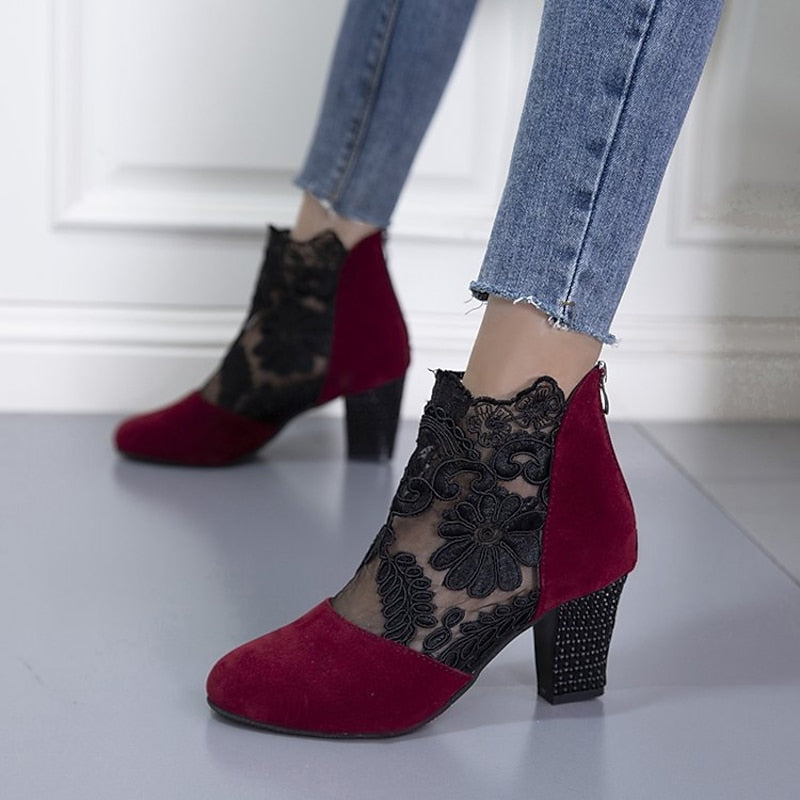 Women's Flower-Print Lace-Detail Block-Heel Booties – Wine