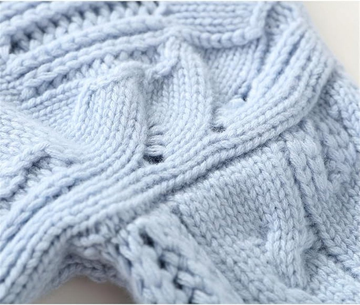 Women's Cable-Knit Roll-Neck Loose-Fit Sweater – view 5