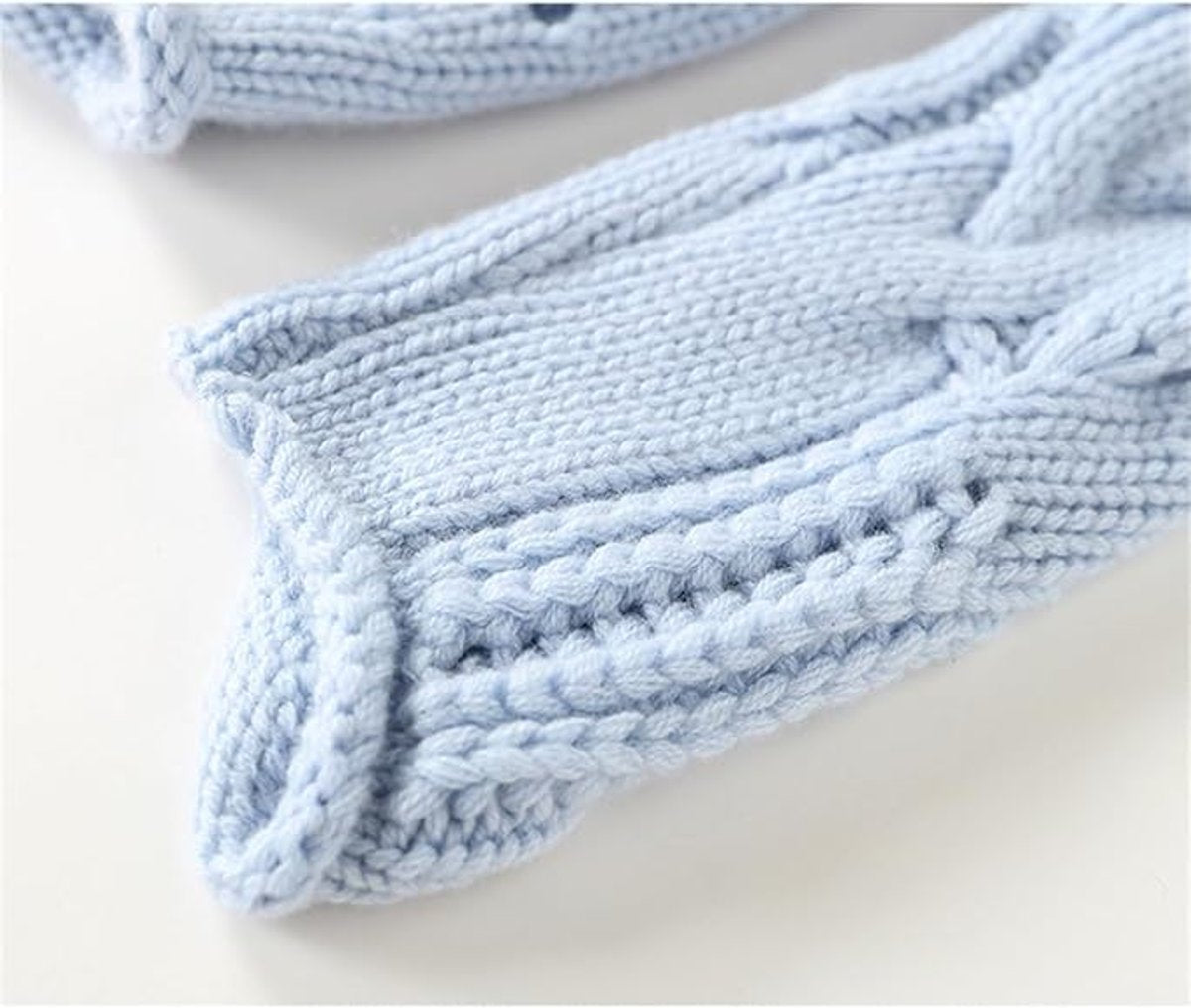 Women's Cable-Knit Roll-Neck Loose-Fit Sweater – view 6
