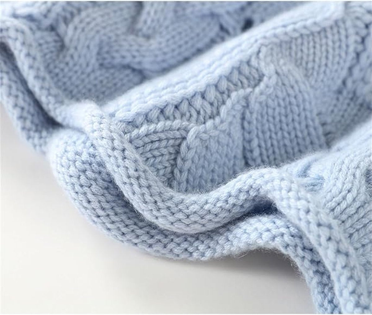 Women's Cable-Knit Roll-Neck Loose-Fit Sweater – view 7