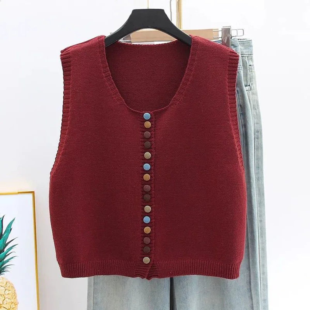 Women's No-Sleeve Knit Sweater Vest – Burgundy