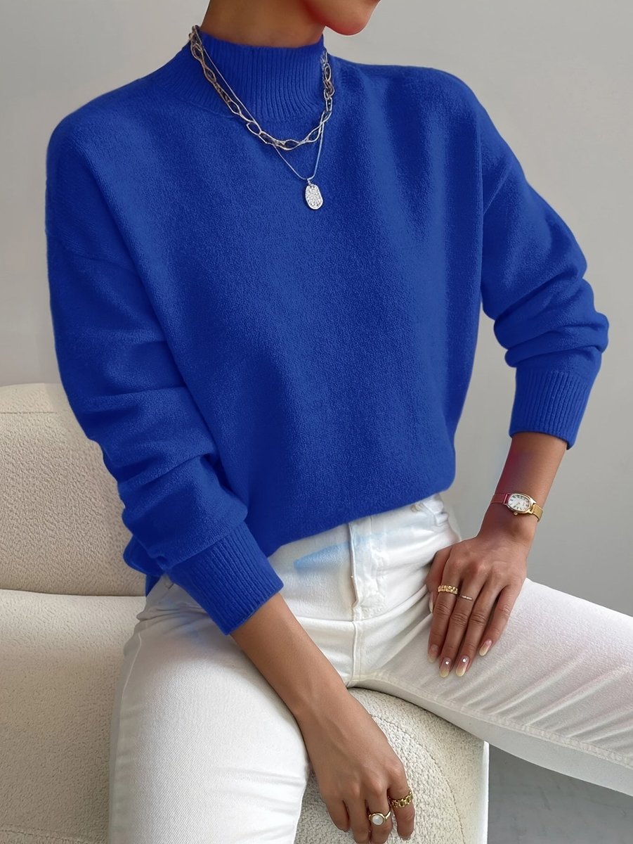 Women's Mock-Neck Oversized Knit Roll-Neck Pullover – view 9