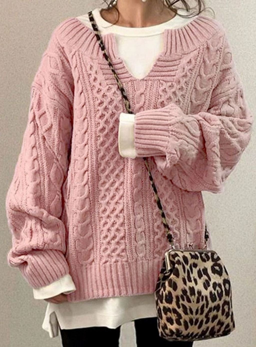 Women's Relaxed-Fit Cable-Stitch V-Neckline Sweater – Pink
