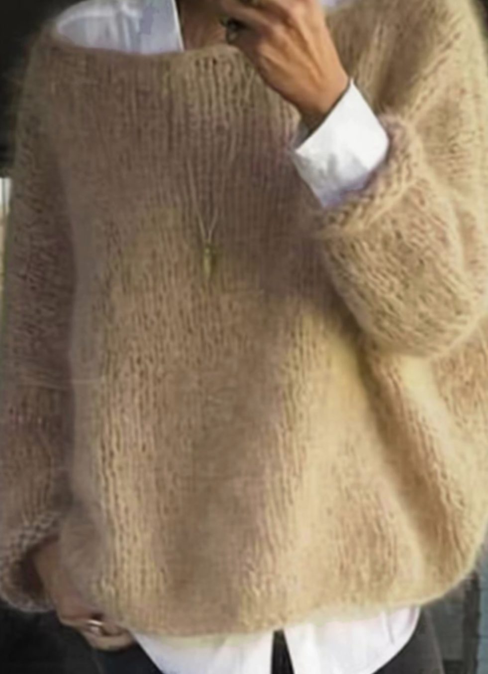 Women's Loose-Fit Fuzzy Knit Long-Sleeve Sweater – Khaki