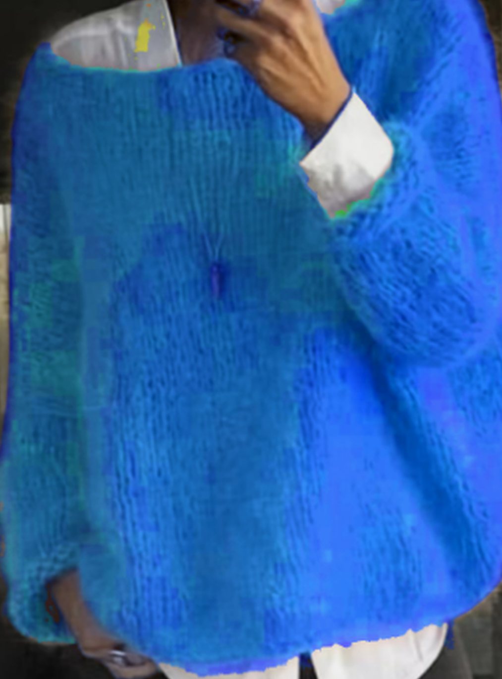 Women's Loose-Fit Fuzzy Knit Long-Sleeve Sweater – Blue