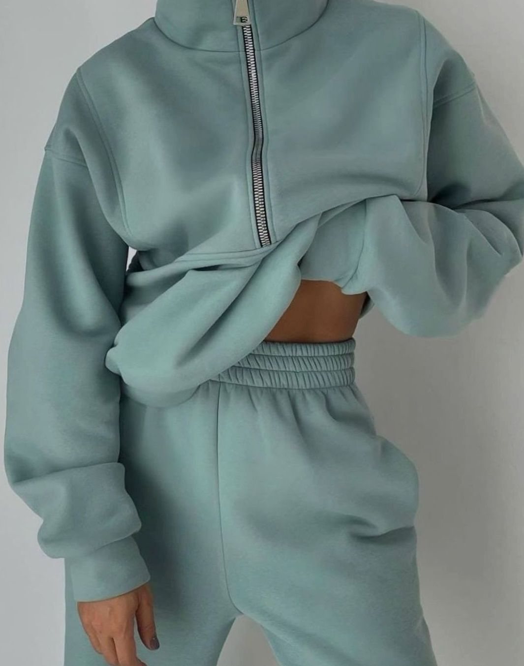 Women's Loose-Fit Half-Zip Crop-Length Pullover and Jogger Set – view 1