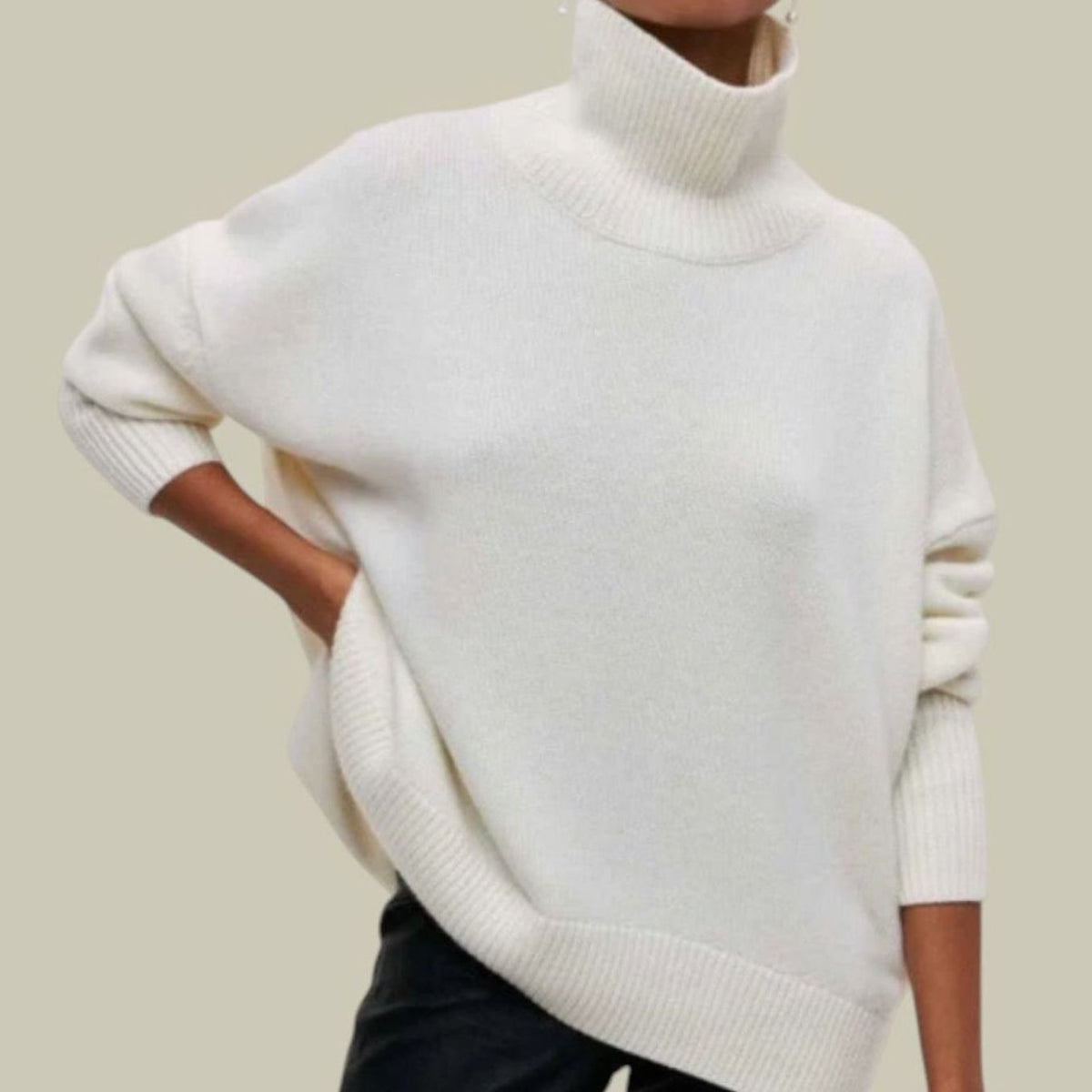Women's Relaxed-Fit Chunky-Knit Rib-Knit Roll-Neck Knit Sweater – White