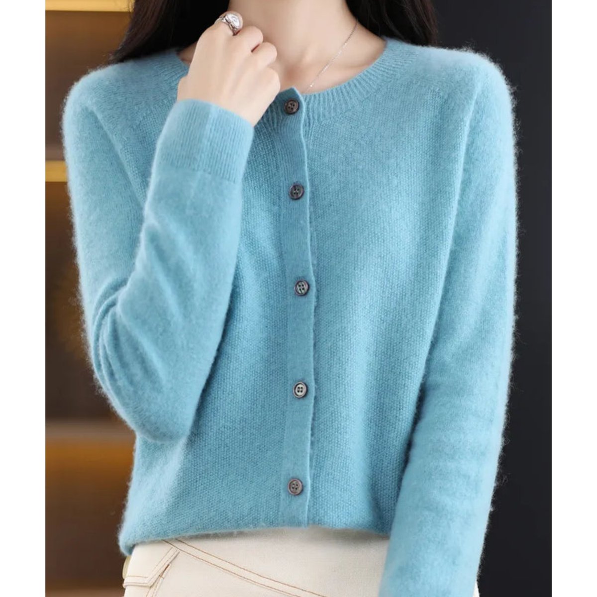 Women's Relaxed-Fit Merino Wool Button-Front Knit Cardigan – Light Blue
