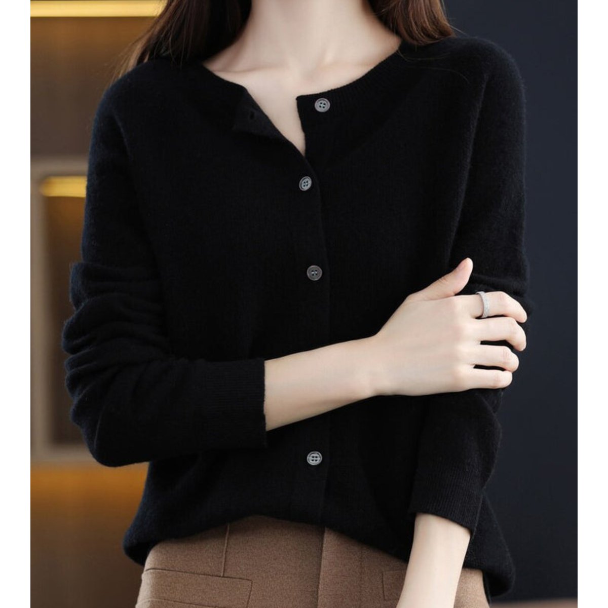 Women's Relaxed-Fit Merino Wool Button-Front Knit Cardigan – view 6