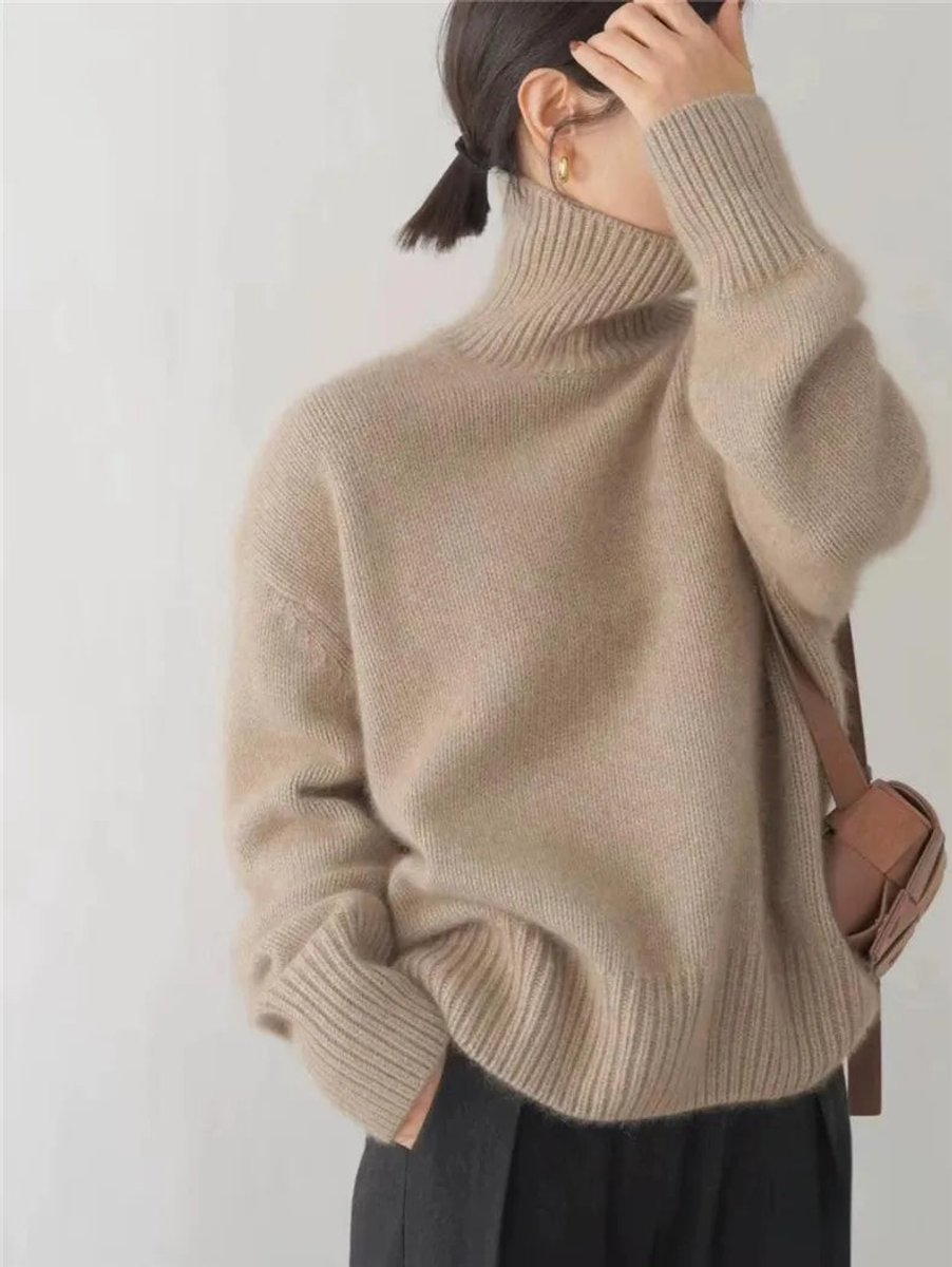 Women's Loose-Fit Roll-Neck Plush Knit Pullover – view 6