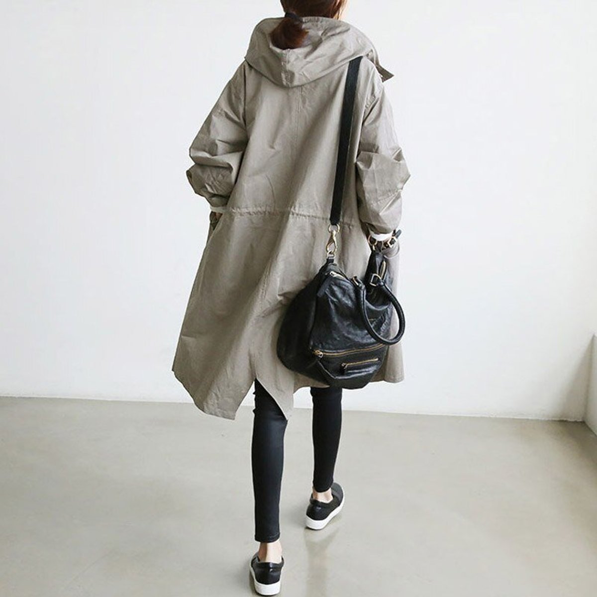 Women's Loose-Fit Water-Repellent Button-Front Trench Coat – view 4