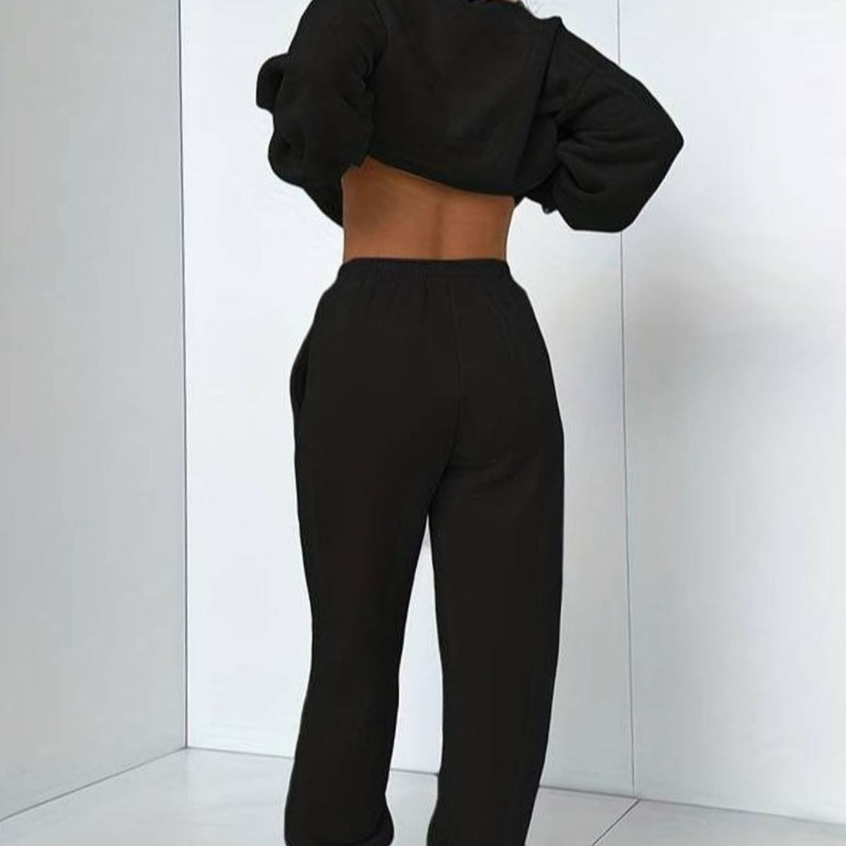 Women's Easy-Fit Crew-Neck Sweatshirt and Jogger Set – view 2