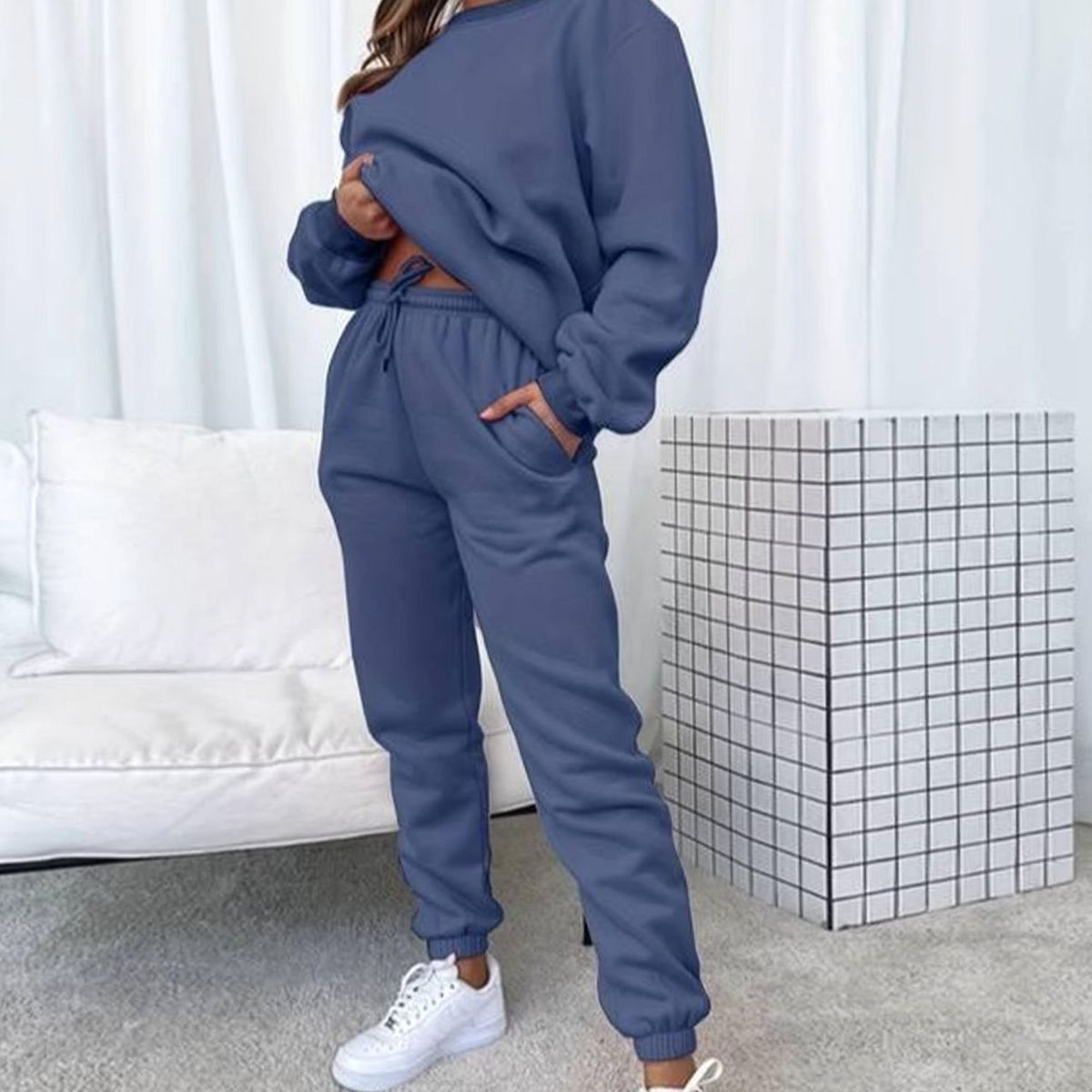 Women's Easy-Fit Crew-Neck Sweatshirt and Jogger Set – Dark Blue