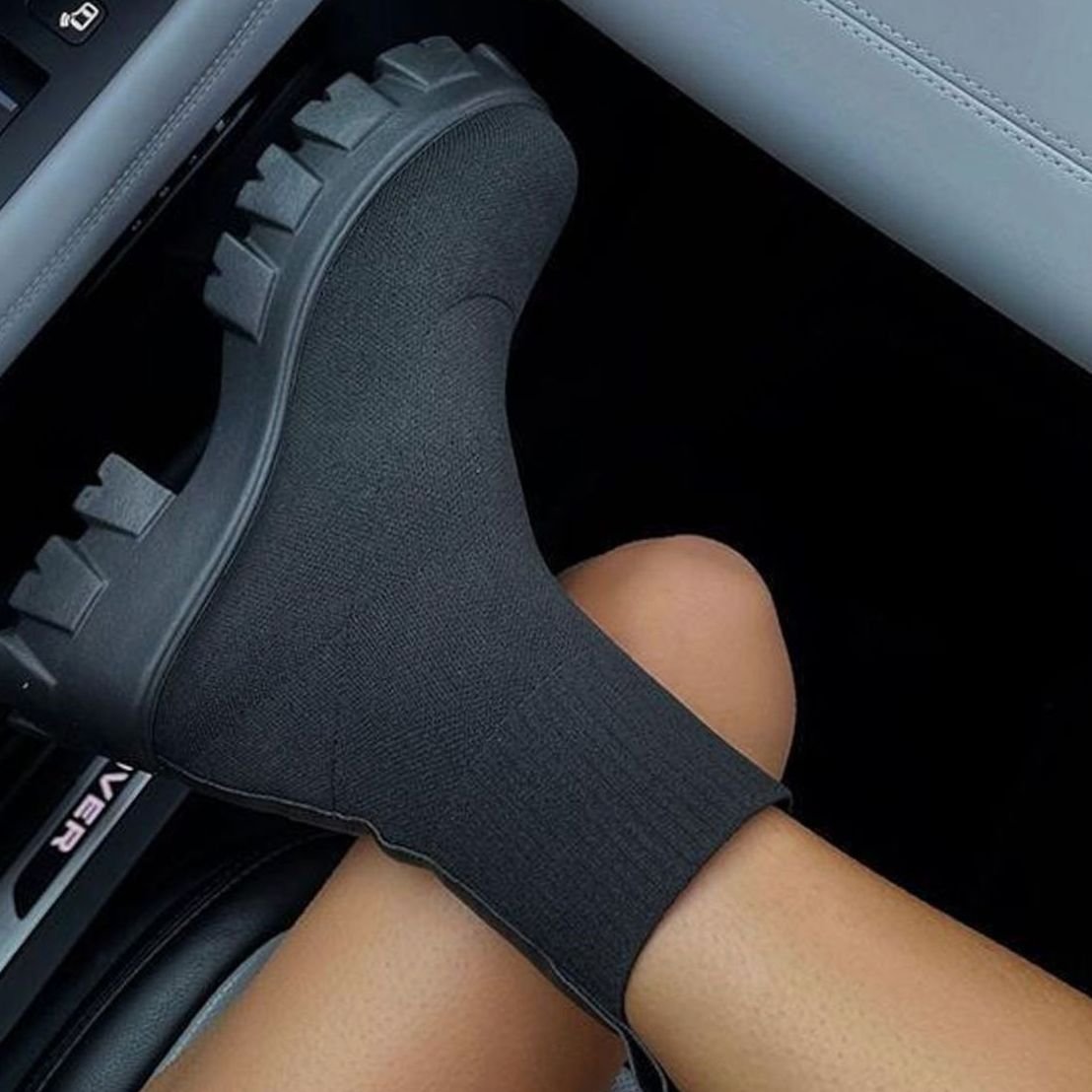 Women's Slip-On Knit Sock Boots – Black