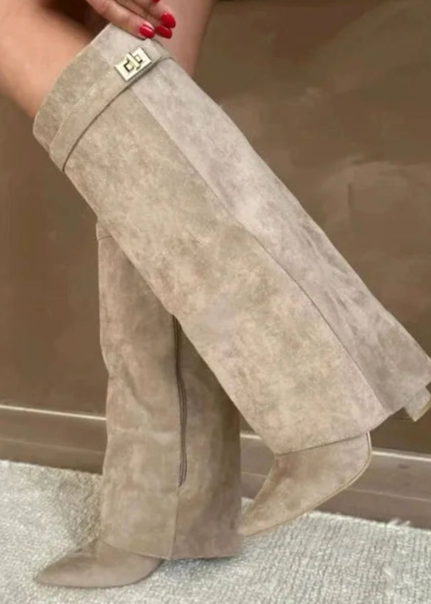 Women's Plush-Lined Suede-Finish Knee-High Buckle-Detail Boots – Apricot